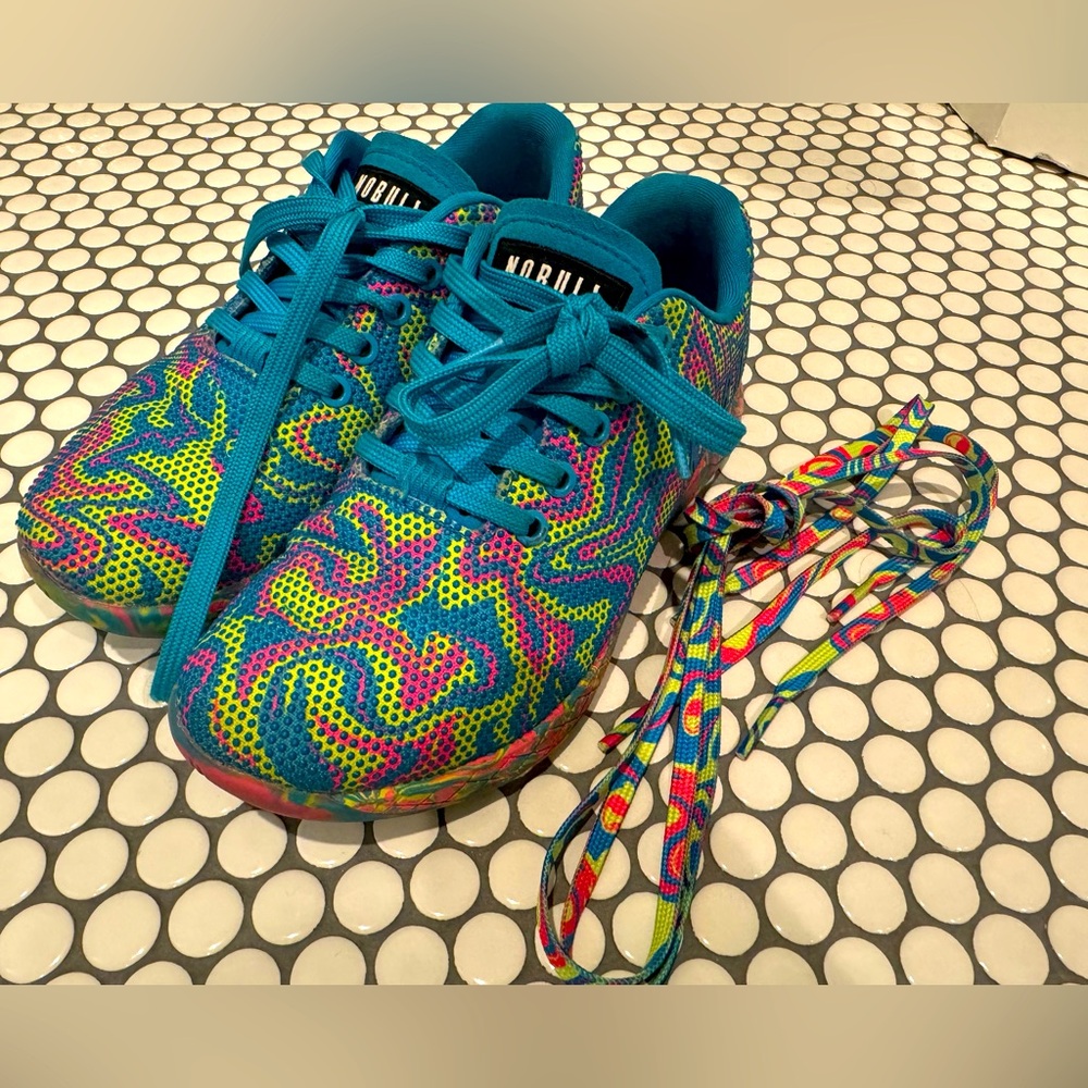 NOBULL Neon Swirl Trainers Women’s Size 7- EUC